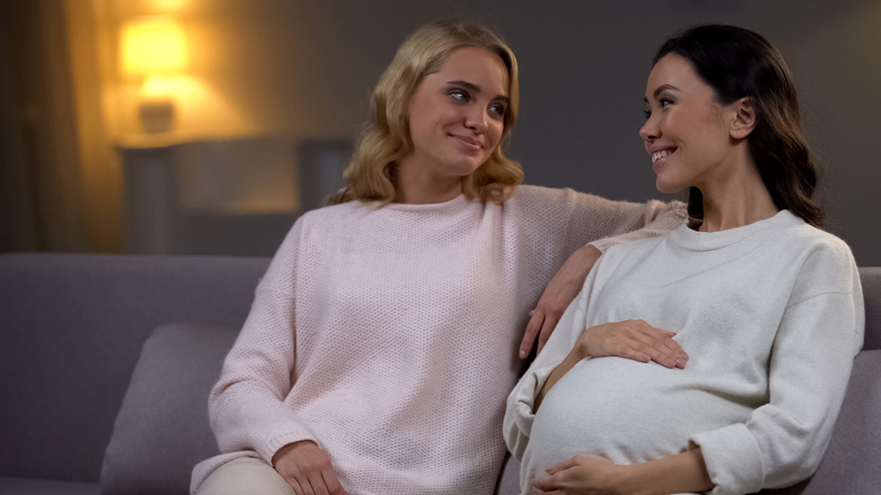 Surrogate mother with intended parent